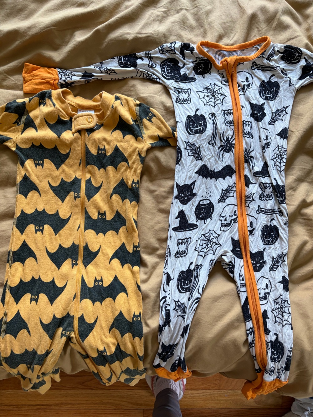 Little Sleepies Halloween print & Hanna Anderson bat Print Pajama Set
